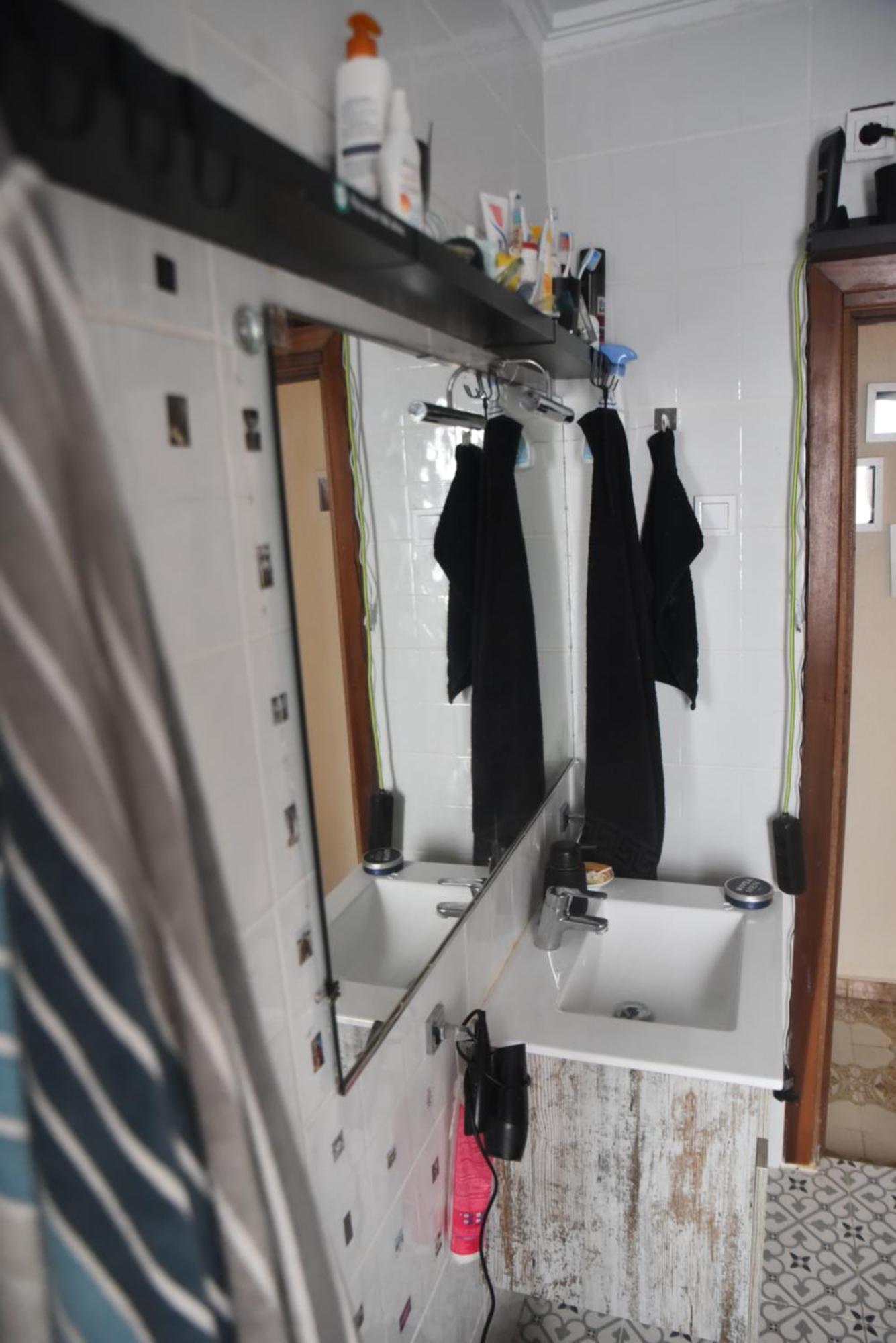 Grosses Modernes Zimmer "Silber" Fuer 2 Personen Und Katzenliebhaber Βαλένθια Εξωτερικό φωτογραφία